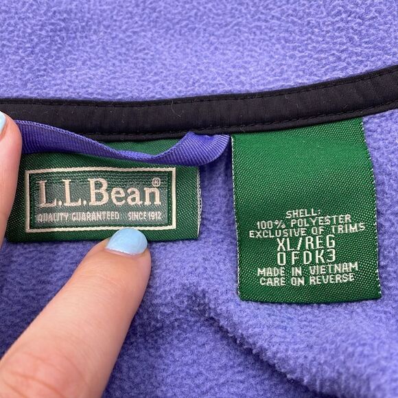 Periwinkle LL bean fleece jacket with embroidered flowers - Picture 6 of 13